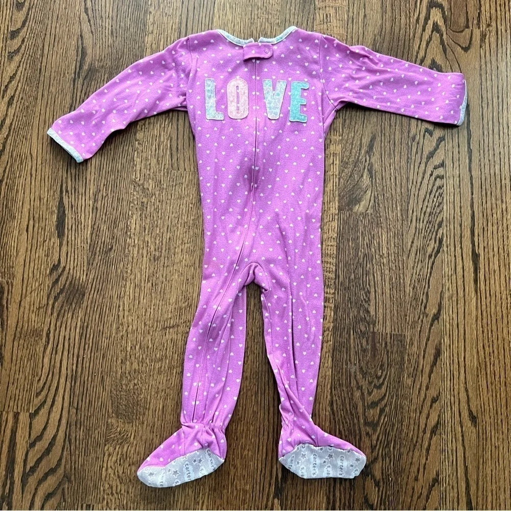 🍭6/$30 Carter’s love toddler girl long sleeve zip onesie footie pajamas 2T